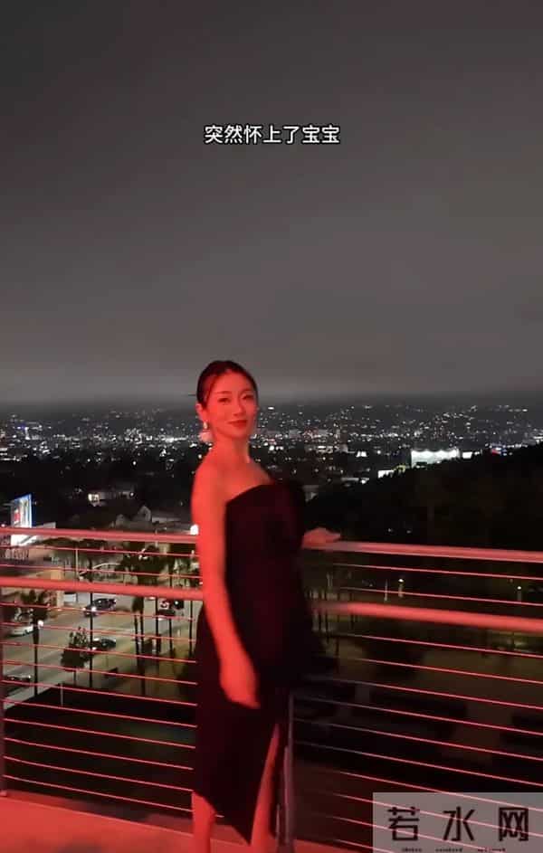 郑恺前女友意外二胎，为双十一直播推迟羊穿，躺床上崩溃到大哭