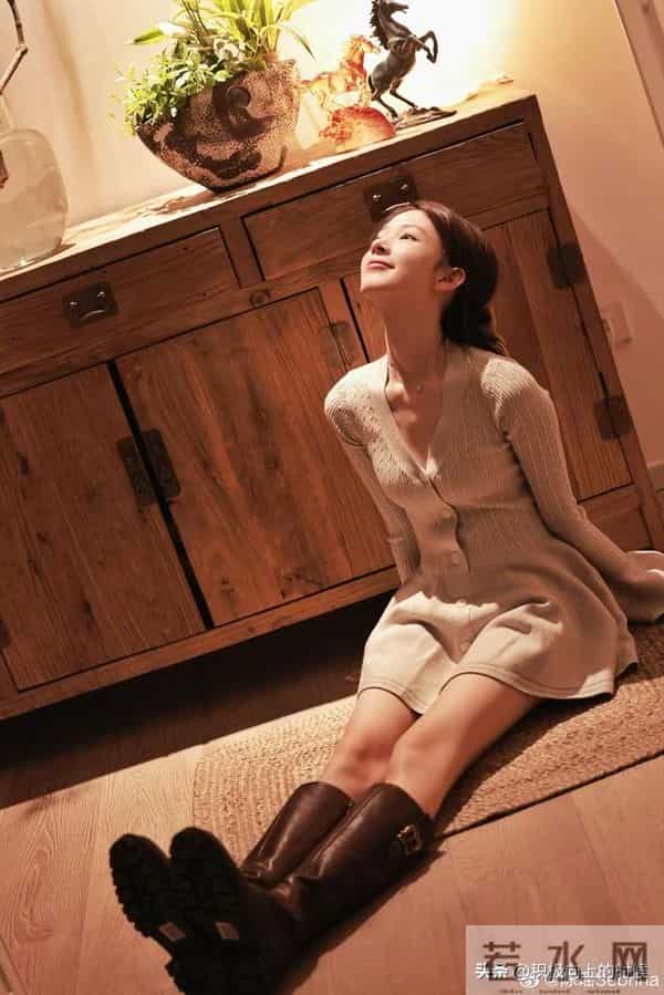 陈瑶|肉丝佳人,又纯又欲