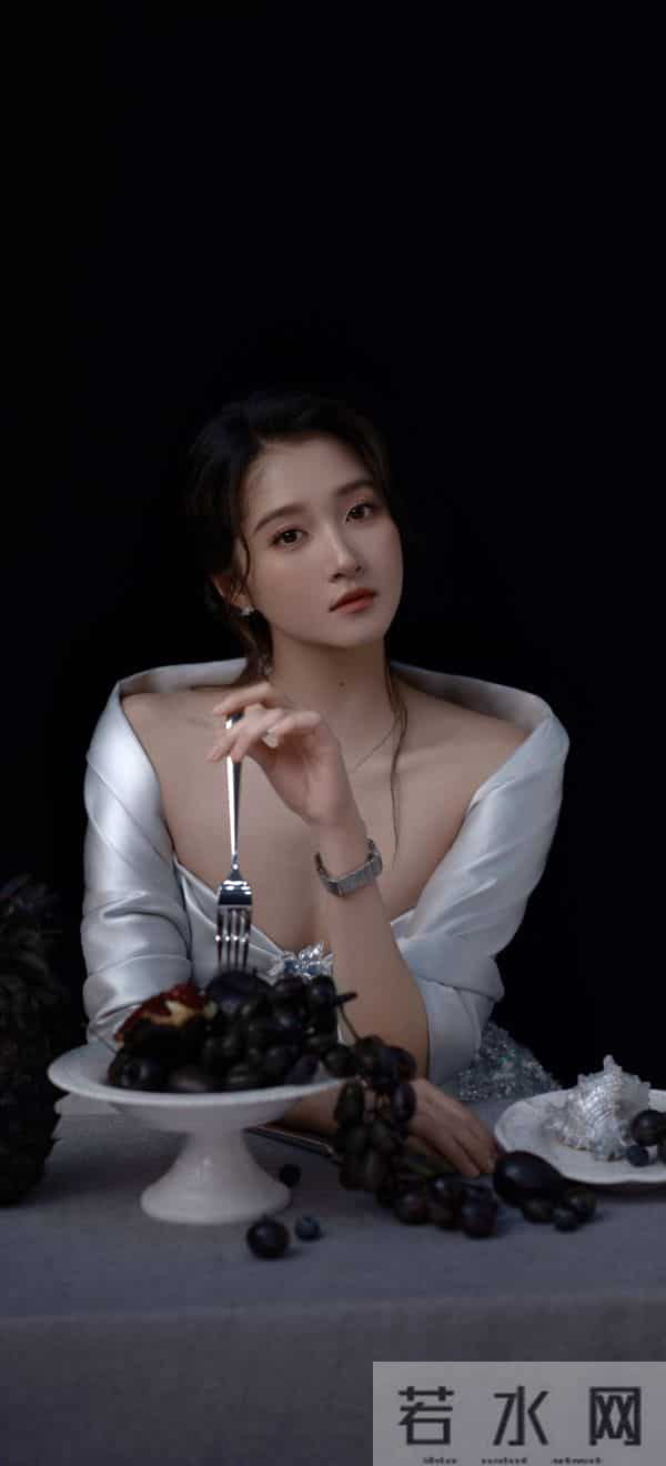 美女壁纸第1254期—关晓彤