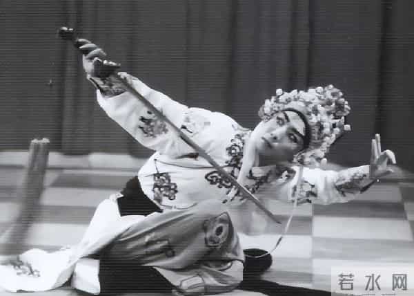 高喊“打败美帝”，晚年却带着全家移民美国，83岁宋玉庆现在咋样