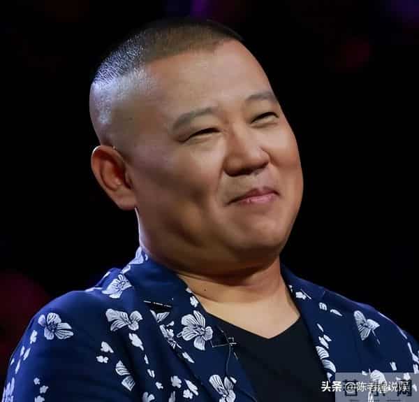 风水轮流转!郭德纲一天官宣3个新身份,早已不是全网骂的小丑了