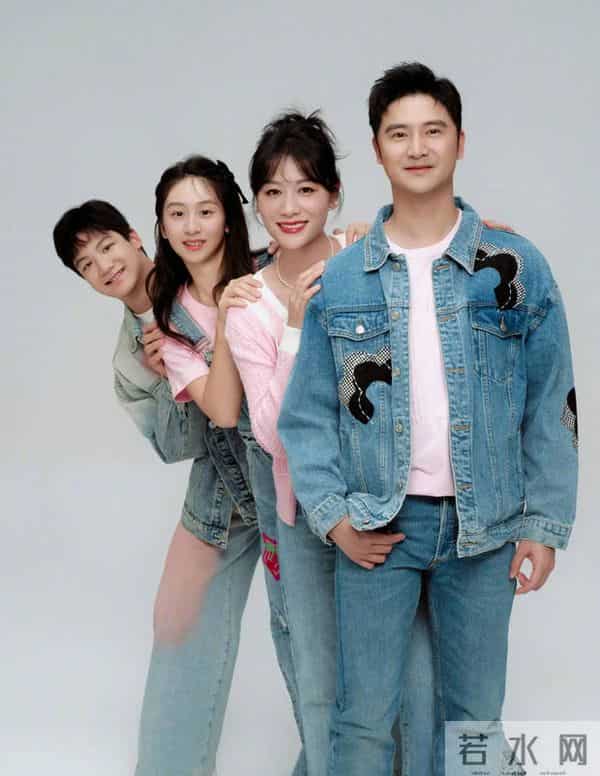 田亮晒照为14岁儿子庆生!森碗穿蓝色西服阳光帅气