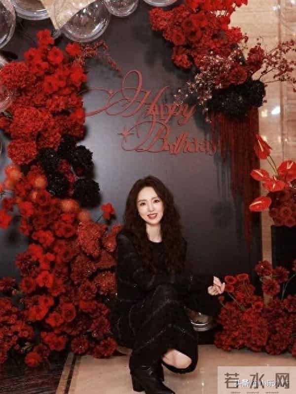 绝了！ 佟大为9岁儿子与同龄小酒窝亮相，高半头 正脸跟佟大为好像