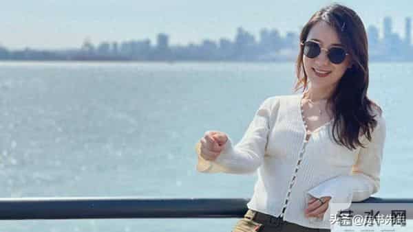 和陈赫离婚10年后,晒出情侣泳装照的许婧,没给前夫留一点体面