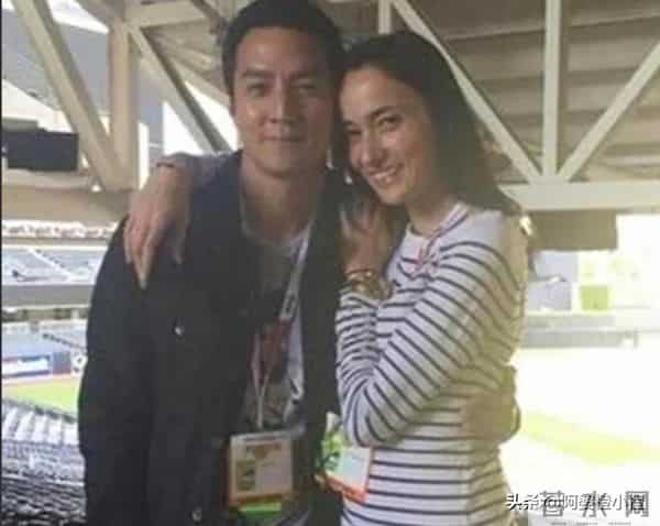 10年没同房，吴彦祖晒47岁老婆素颜合照，男方发言惊呆网友！