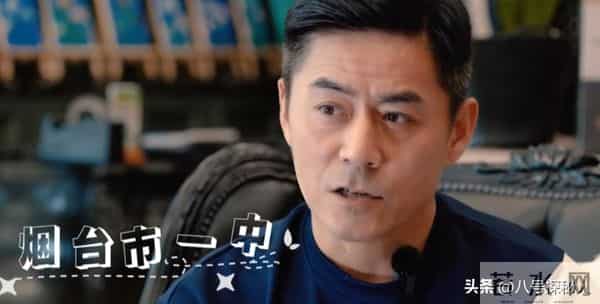 他生于山东,长于台湾,成名于新加坡,娶小14岁妻子愿恩爱到老