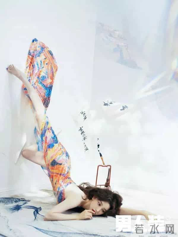 陈小芸光脚丫妆造精选