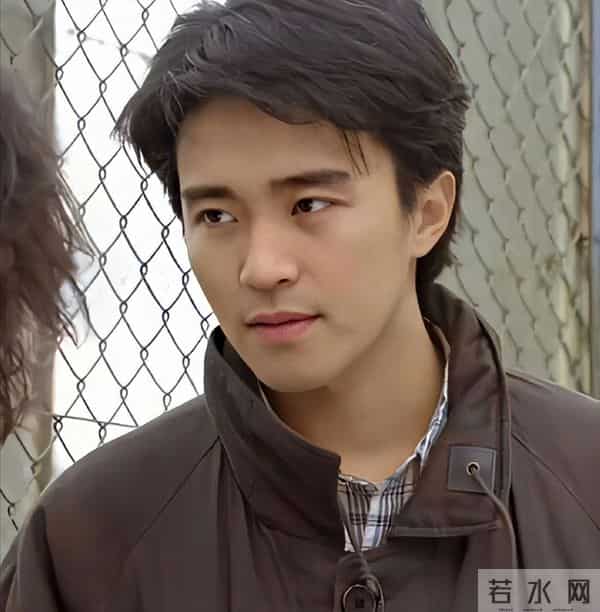 再有才有什么用？63岁未婚未育的周星驰，给"不婚主义"们提了个醒