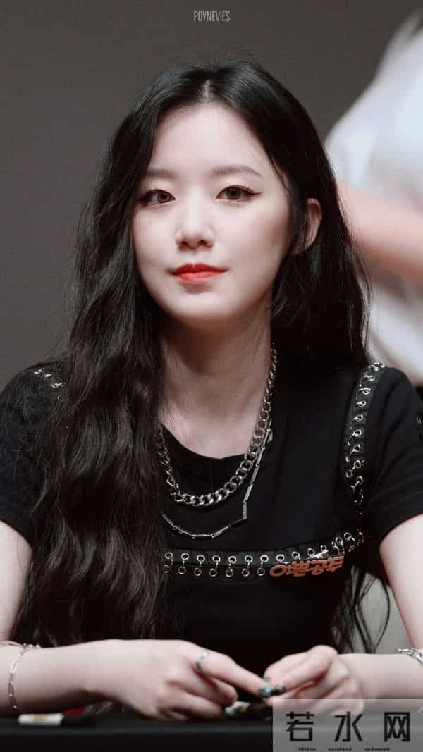 颜值实力双在线却不火?叶舒华成内娱“意难平”