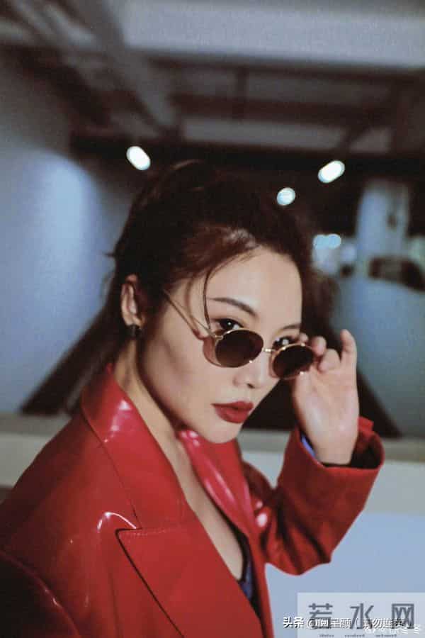 徐冬冬 大嫂美起来很上头 红裙倩影 化身温柔萌妹