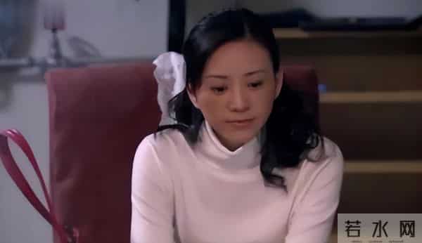 她美过刘晓庆,却选择下嫁给穷小伙,婚后毁容成面瘫,如今怎样了