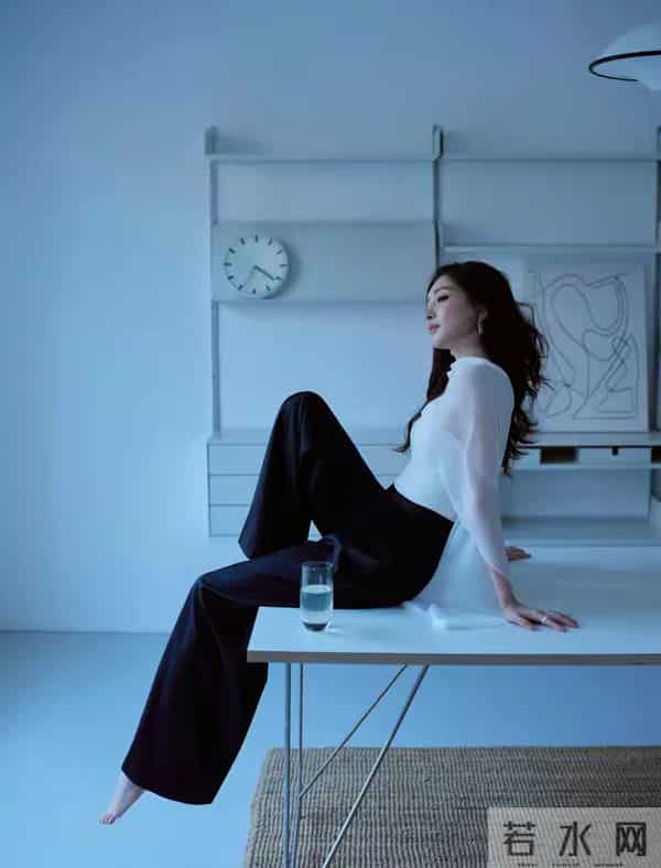 江疏影魅惑写真，太诱人了