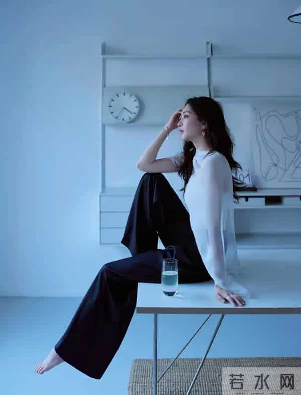 江疏影魅惑写真，太诱人了