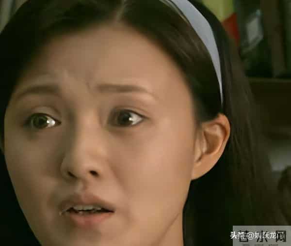 赵宝刚把她“当宝”,孙红雷对她“关爱有加”,48岁她真让人羡慕