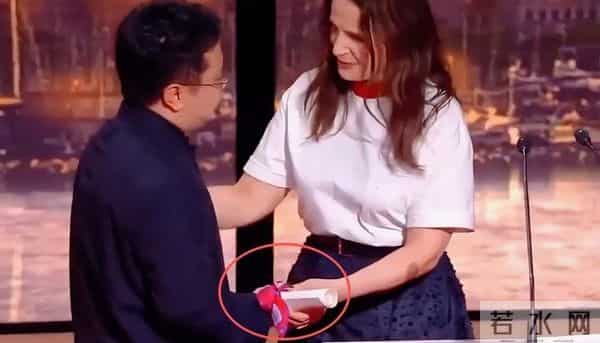 郝蕾深夜发文,直指辛芷蕾"资源咖"黑幕 官方发声,没给她留体面