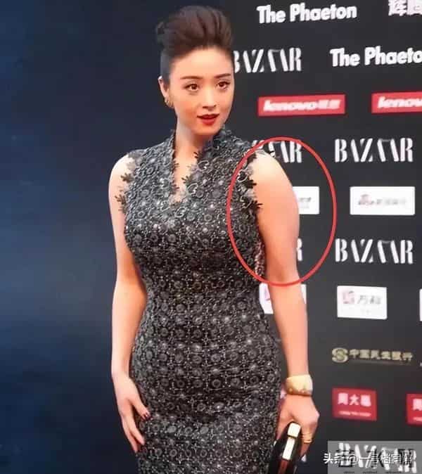 不要成为第二个大S!42岁暴瘦脱相崩溃大哭的蒋欣,给大家提醒了