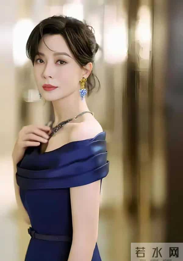 无滤镜也扛打!46岁陈数生图曝光,这气质才是内娱熟女天花板