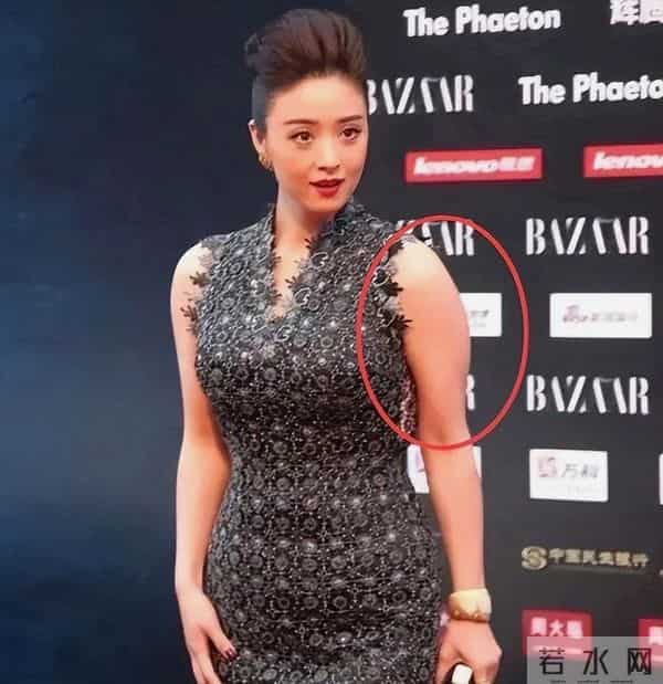 切勿成为第二个大S！42岁暴瘦脱相崩溃大哭的蒋欣，给大家提个醒