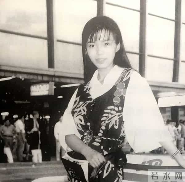 “央视一姐”朱迅的落寞，是整个主持界的悲哀，令人惋惜不已