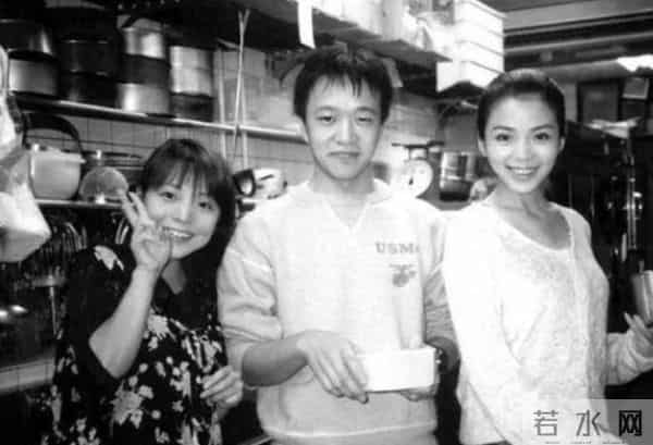 “央视一姐”朱迅的落寞，是整个主持界的悲哀，令人惋惜不已