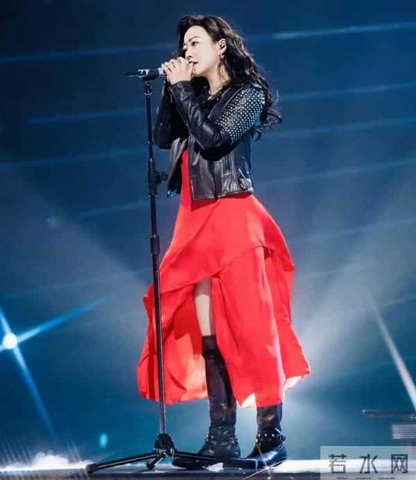 开撕了！郝蕾嘲讽辛芷蕾影后得来不光彩，辛芷蕾六连问回怼