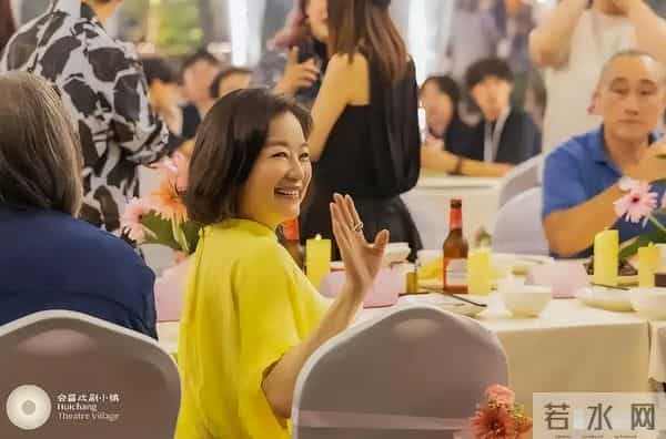 一场生日,戳穿了林青霞的江湖地位,原来陈道明一个字都没说错