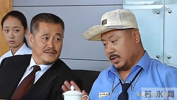 事实证明,离开赵本山被骂"白眼狼"的范伟,早已走上了另一条大道。