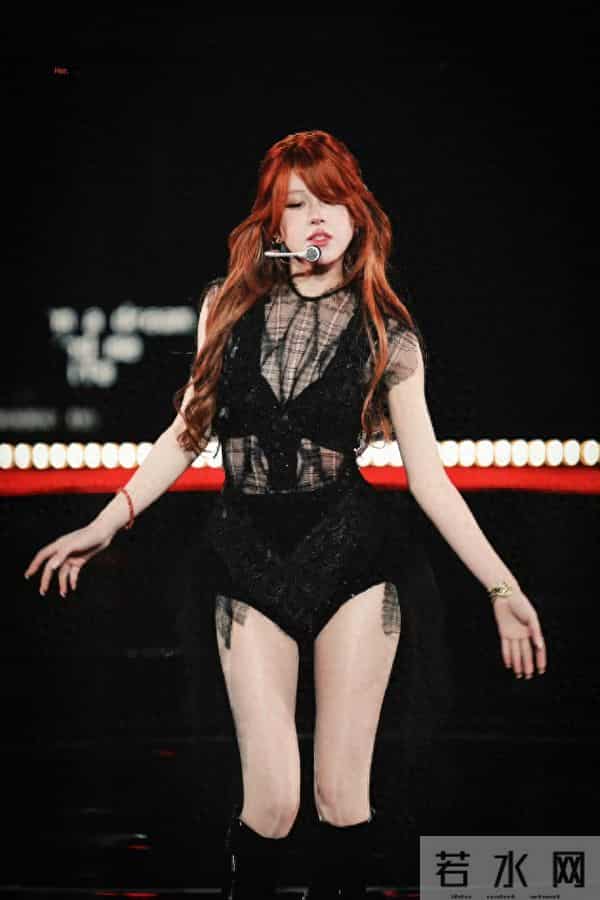 赵露思新图来喽