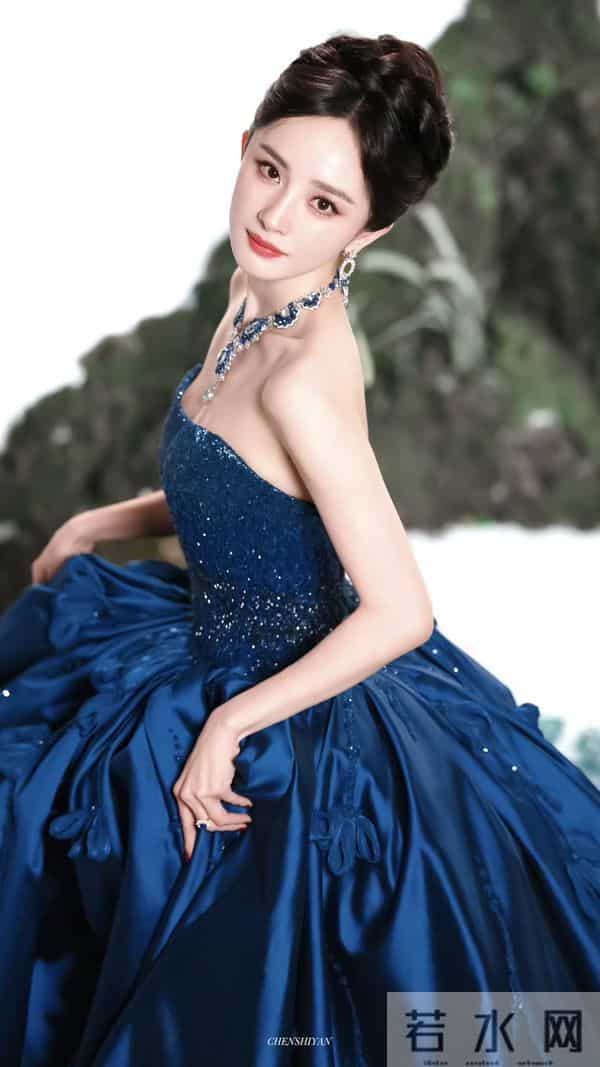 杨幂这套太美了吧,感觉贵气都要溢出屏幕了!