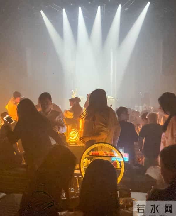 16岁已是人间尤物，4年换20个男人，找到老实人接盘后收心做人妻