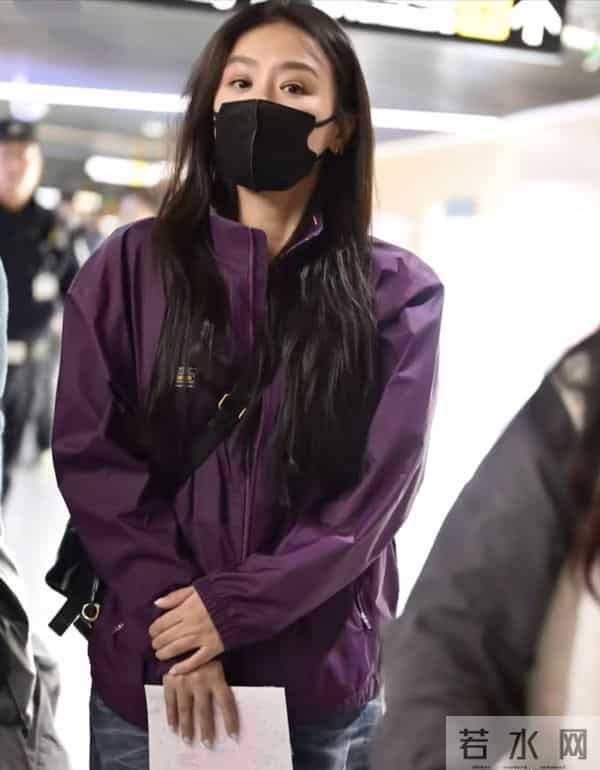 马思纯穿紫色好惊艳,太吸睛了!