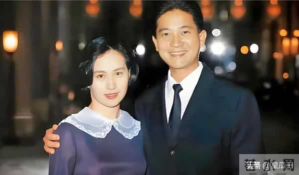 官媒发文,63岁何超琼再破天花板,让许晋亨和整个豪门圈刮目相看!