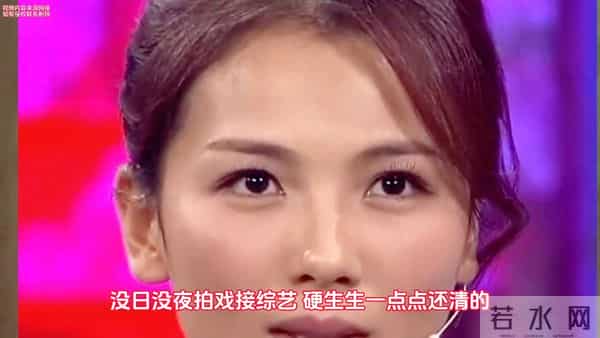 刘涛50岁仍拼命搞事业！李庄古镇亮相惊艳，背后原因引猜测