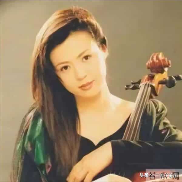 王刚的洋女婿彼得:出身英国贵族, “嫁”到中国,曾劝岳父离婚