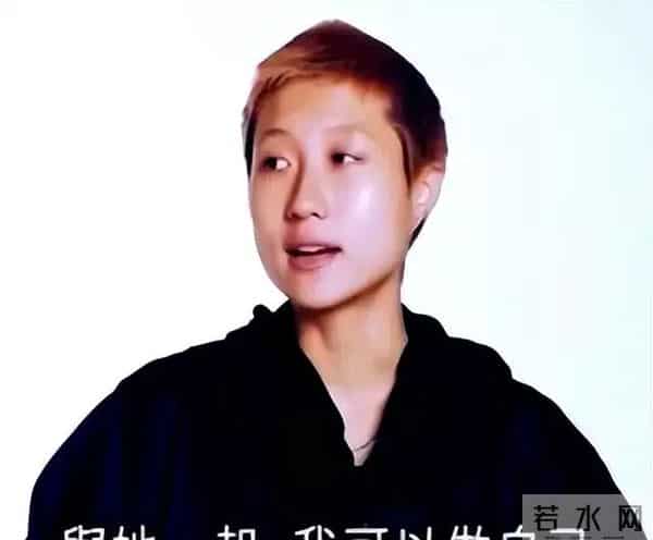 吴卓林的妻子罕见露面，7年不回家改变很大，打扮靓丽生活变好了