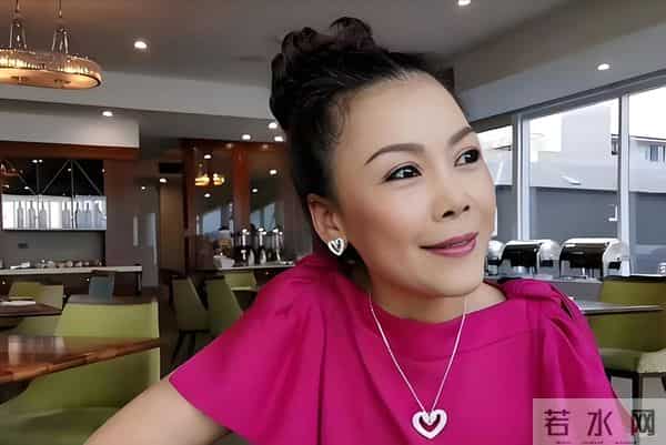 59岁田震近照曝光，容貌大变样，网友：我懵了，不敢相信自己眼睛