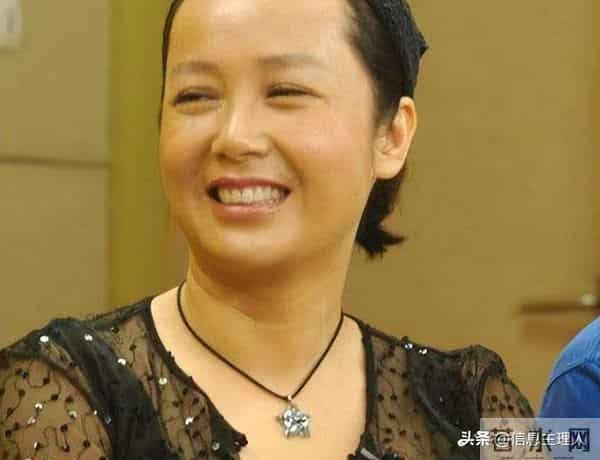 59岁蒋雯丽现状让人心酸，定居英国，又瘦又老：一代女神也落寞了