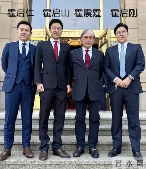 看到霍震霆担任火炬手后,才终于明白,为什么李嘉诚不被人待见