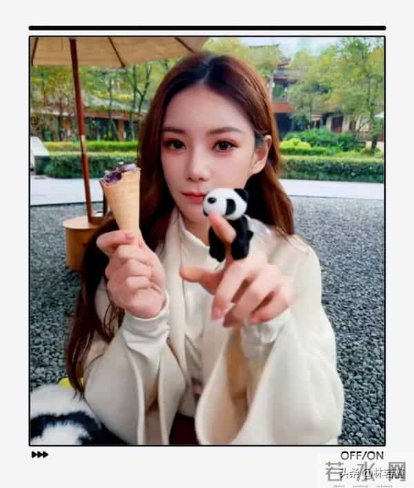 马筱梅晒青城山度假视频，孕肚明显像五六个月，蹲着摸狗，引热议