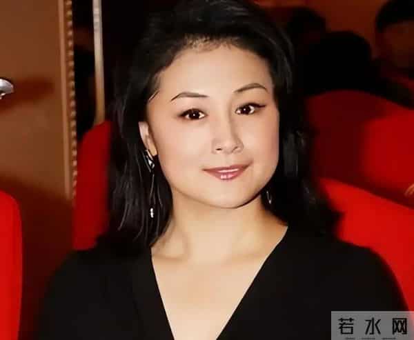 无儿无女于月仙：去世四年后，丈夫张学松坚持“报备”，令人泪目