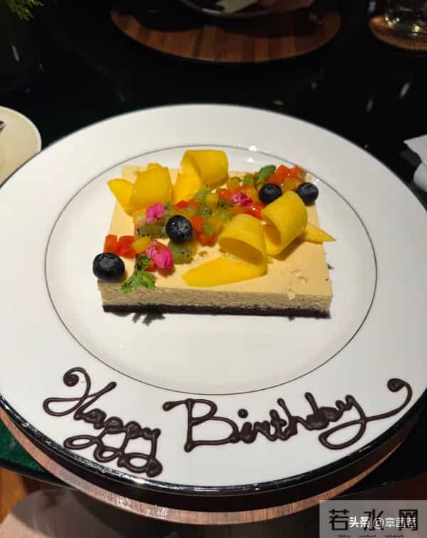 46岁的香港女星被老公宠上天，获老公安排生日之旅，幸福满满！