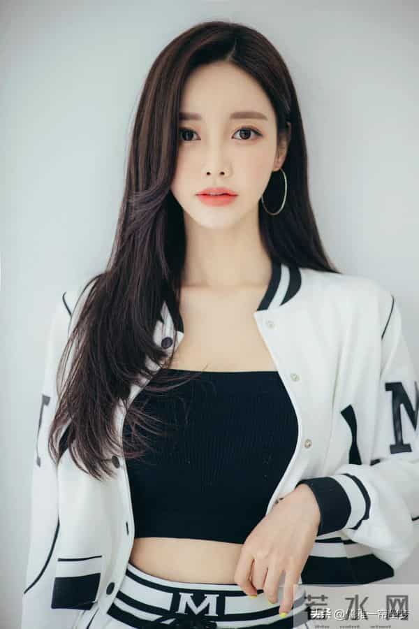 孙允珠-时尚 第736期