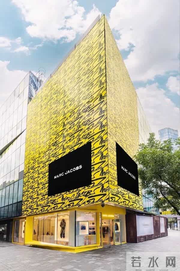 时隔一年,赵露思六套高定惊艳回归丨Trend of the week