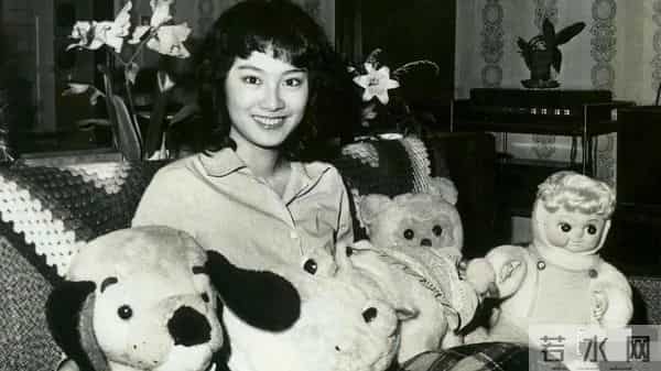 明星颜值的巅峰时刻一一胡冠珍