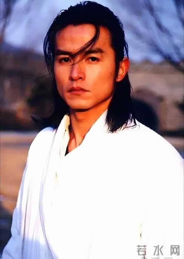 新加坡一哥李南星61岁生日,换了新发色仍很帅,范文芳李铭顺现身