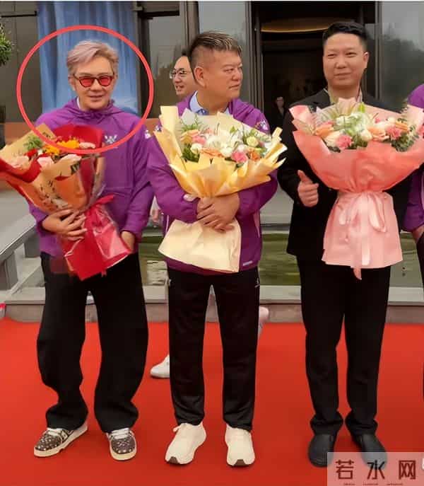 同居四年后分手，佘诗曼拿下“三料视后”，他却只能演烂片养四娃