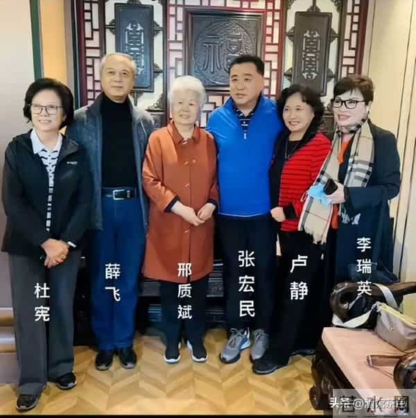 邢志斌主持《新闻联播》28年，退休被疑“晚节不保”，如今怎样了