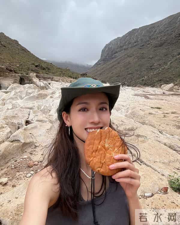 34岁香港著名女星透露目前还是单身,虽然有追求者但尚未有合眼缘