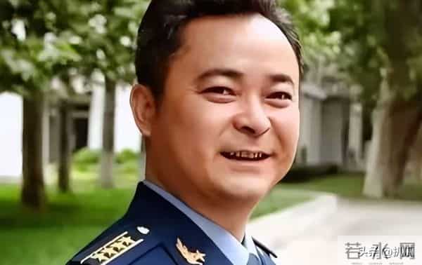 演员祝新运:凭借潘冬子火遍全国,却娶了离异还大3岁的妻子