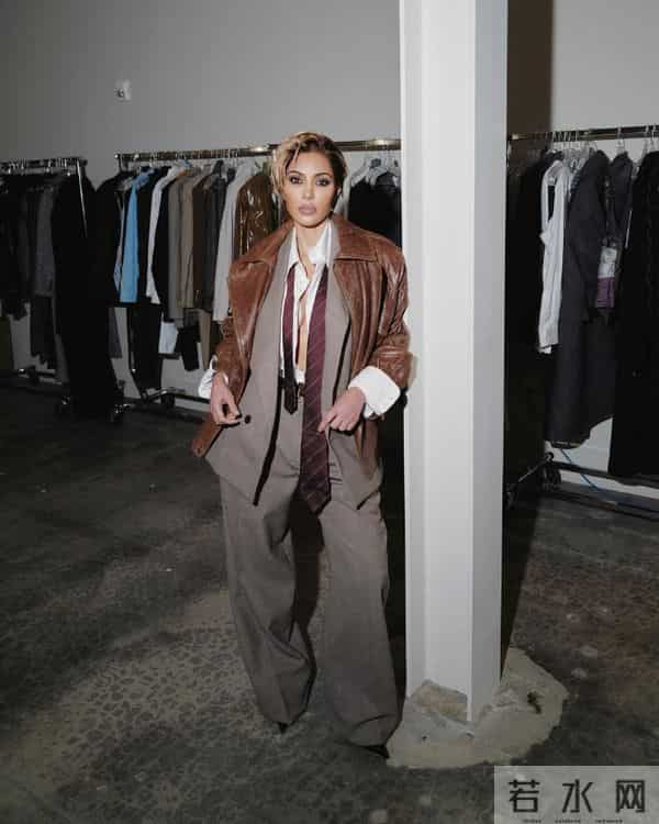 金卡戴珊帅气造型赏析